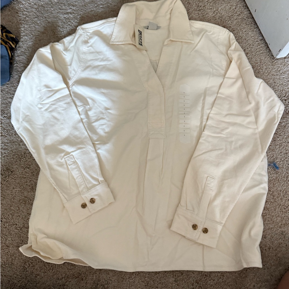 Duluth Trading Co Cream Button-Up Top
